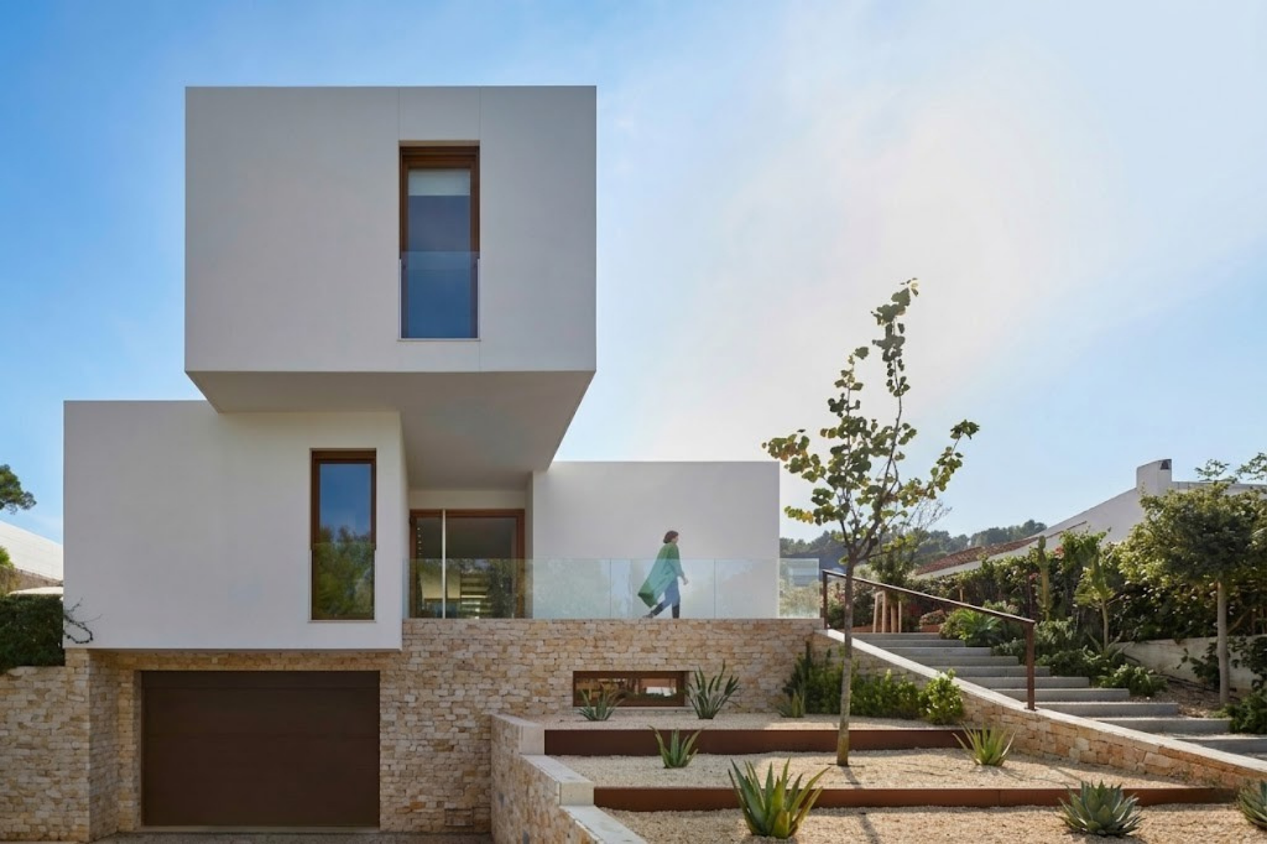 Stacked cube modern home